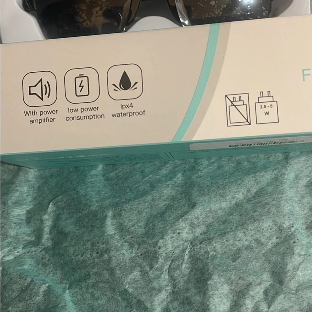 Smart Glasses Wireless Headset - Black I have 5 pair😊